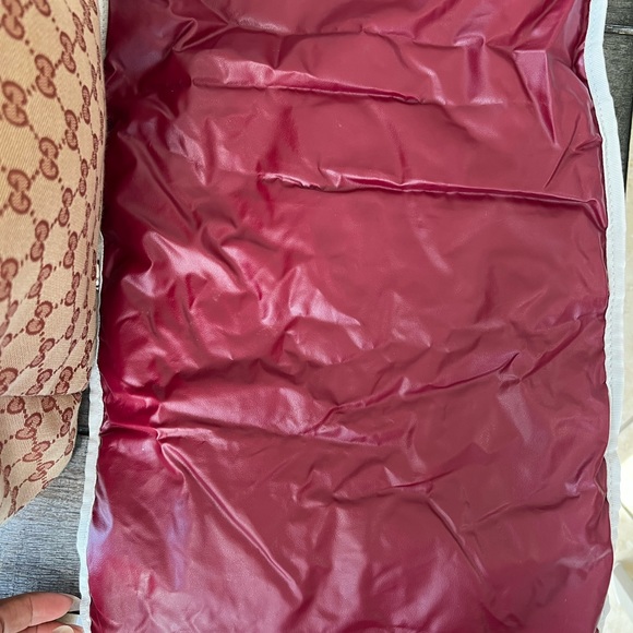 Authentic GUCCI
SUPREME CANVAS CHANGING BAG - Picture 11 of 16